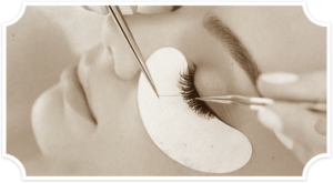 Cleaning your Eye Lash Extensions